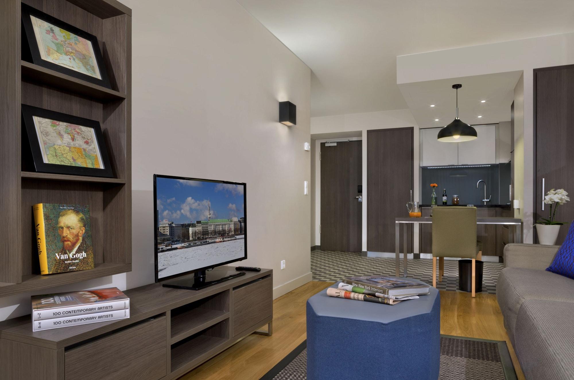 Lejlighedshotel Citadines Michel 4*